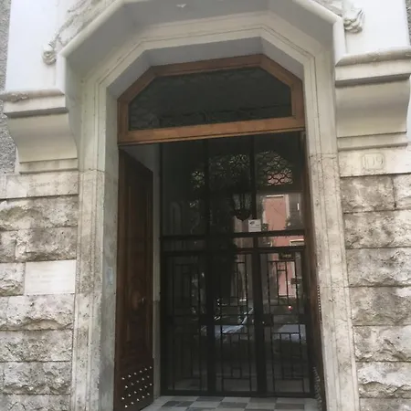 Guest house Bella Luxury - Vatican 2*